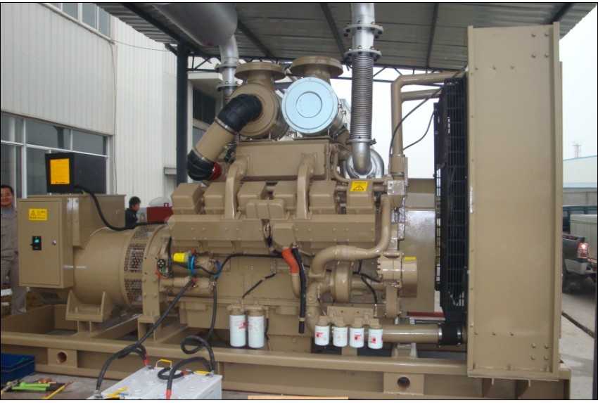 新泰应急800kw康明斯高压系列柴油发电机组